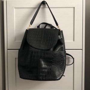 Cuyana black croc backpack